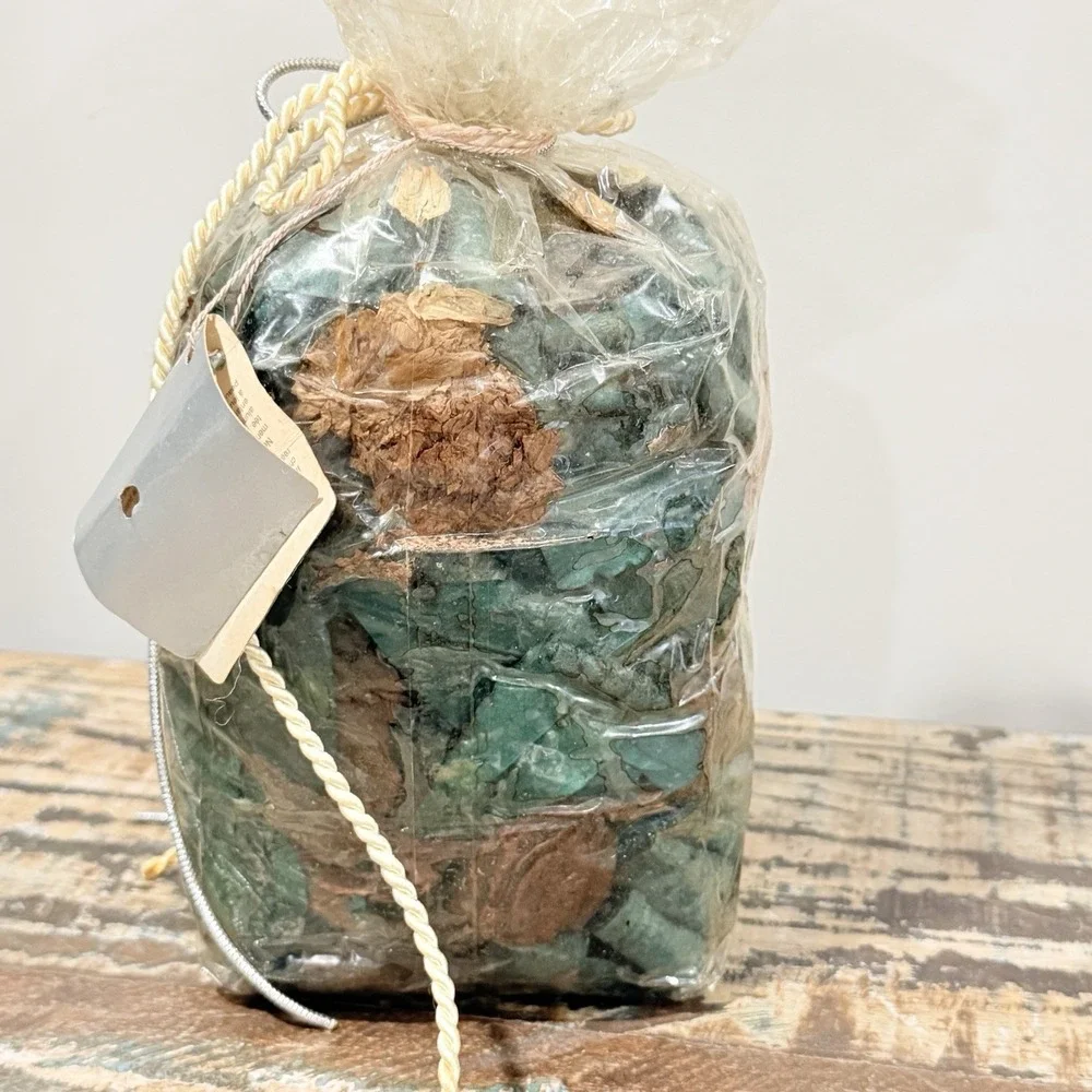 Aromatique Vtg‎ Smell of Gardenia 6 oz Bag Potpourri Decorative Fragrance